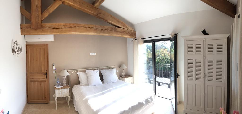 Etoile De Saint Paul Apartment Room photo