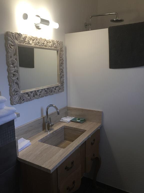 Etoile De Saint Paul Apartment Room photo
