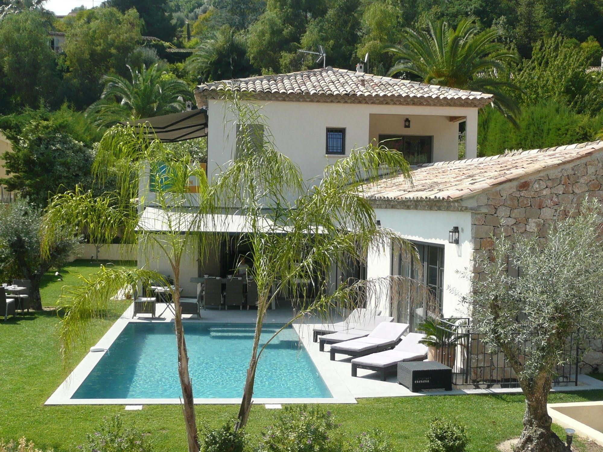 Etoile De Saint Paul Apartment Exterior photo